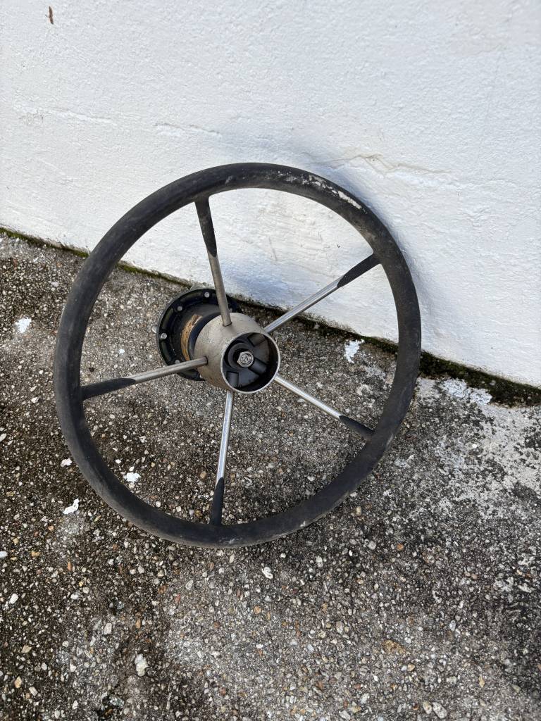 Boat Steering Wheel with Hynautic Hydraulic Steering Pump